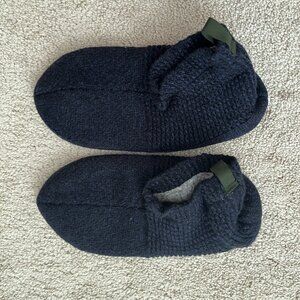 Bombas Gripper Slipper Lined Womens S Small, Black US W7-8.5 Unisex